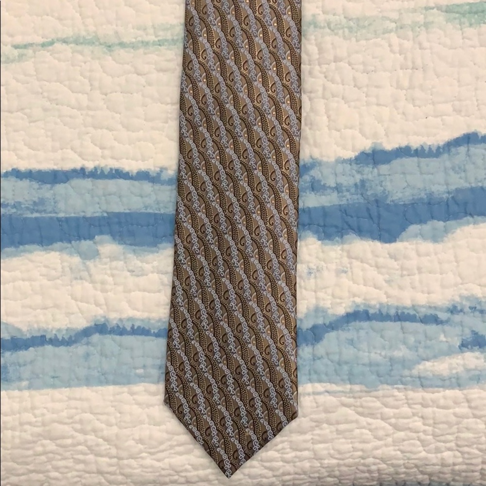Tie